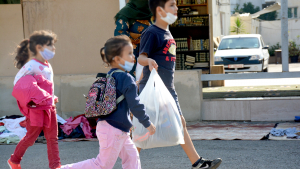 مؤسسة نماء: توزيع ملابس للعائلات المستحقة ضمن حملة "بيروت تناديكم"