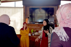 أمهات بنات.. نشاط تفاعلي للصبايا وأمهاتهنّ في صيدا