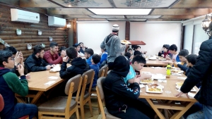 يداً بيد نقوى.. نشاط رياضي لأشبال عالم الفرقان في بيروت